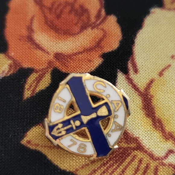 4/$20 🌟Vintage military pin lot - Picture 5 of 7